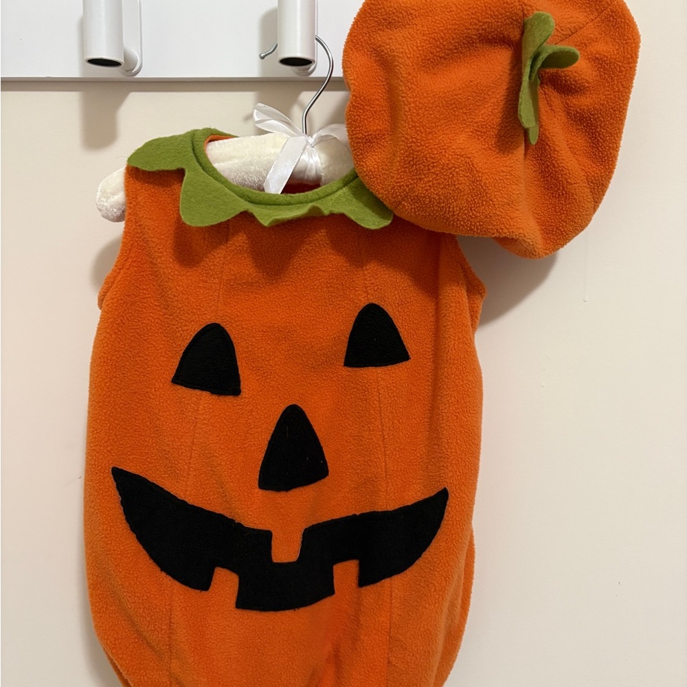 Pottery Barn Pumpkin Costume for Kids - Orange and Black